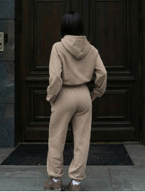 Dres Staff meg light brown