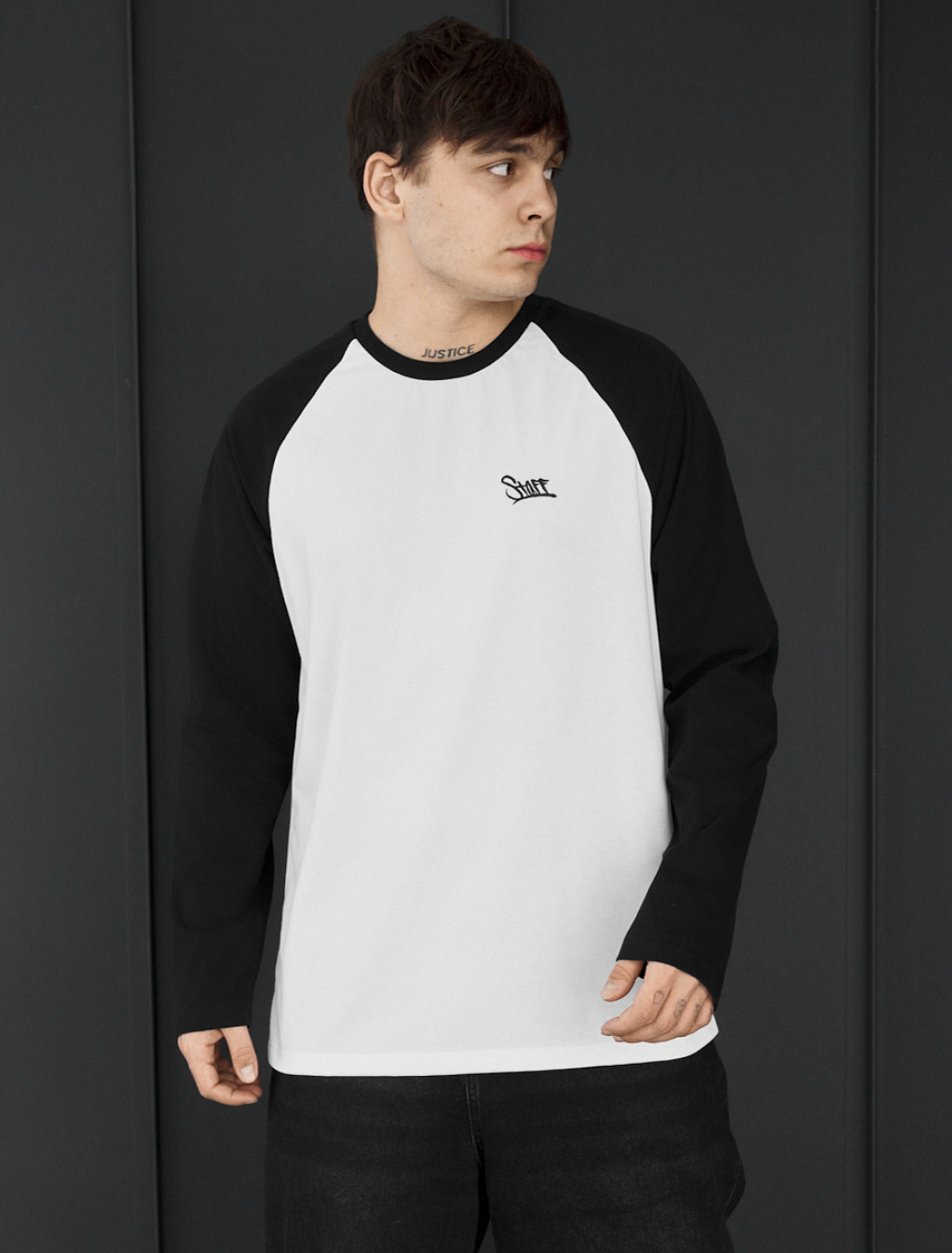Longsleeve Staff su reglan black & white