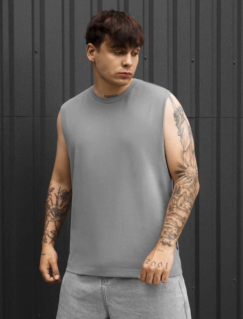 Top Staff gray