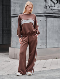 Dres Staff sel brown oversize