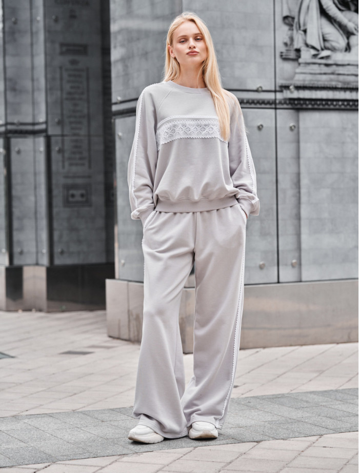 Dres Staff sel gray oversize