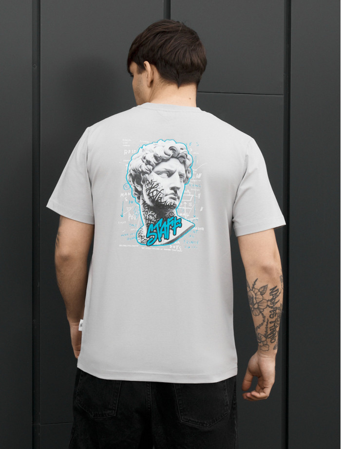 Koszulka Staff sculpture