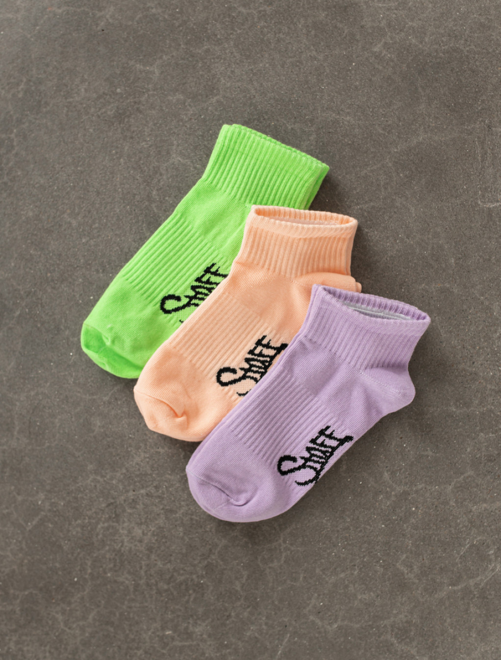 Skarpety Staff peach/violet/green 36-39 (trzy pary)