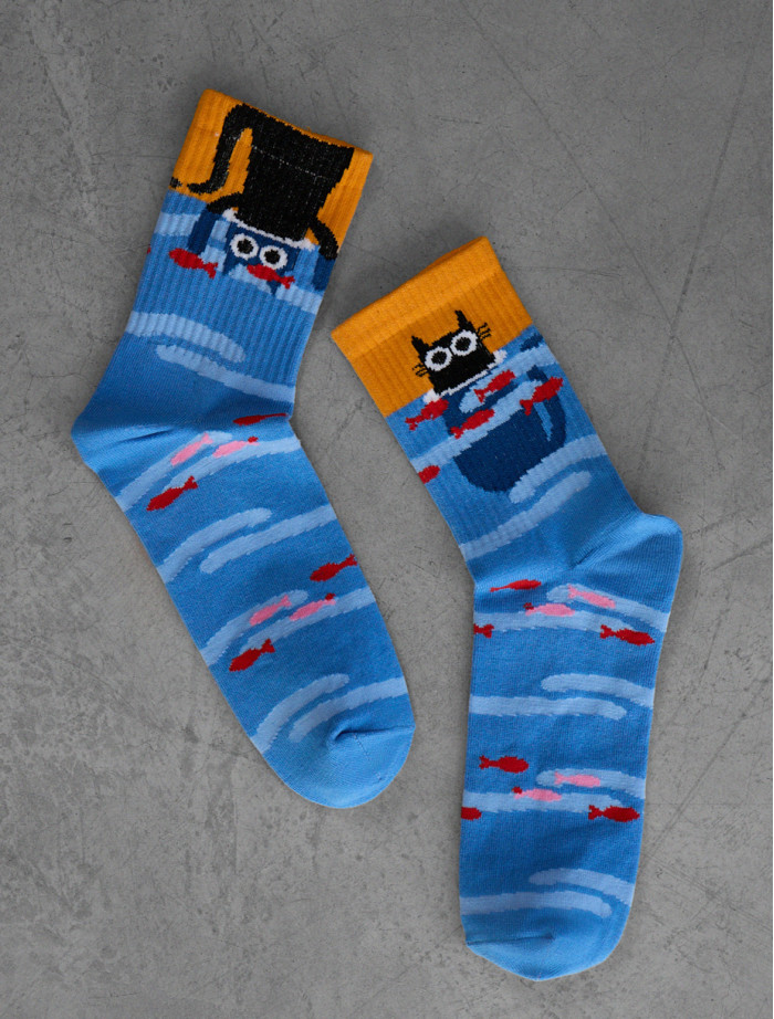 Skarpety Staff in the water