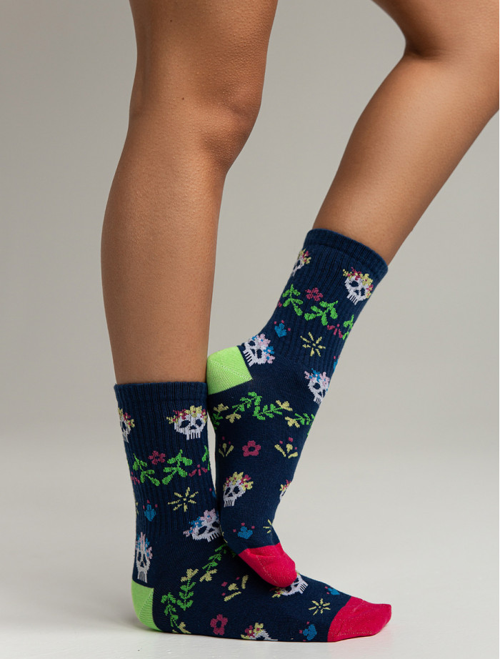 Skarpety Staff Halloween skull & flowers