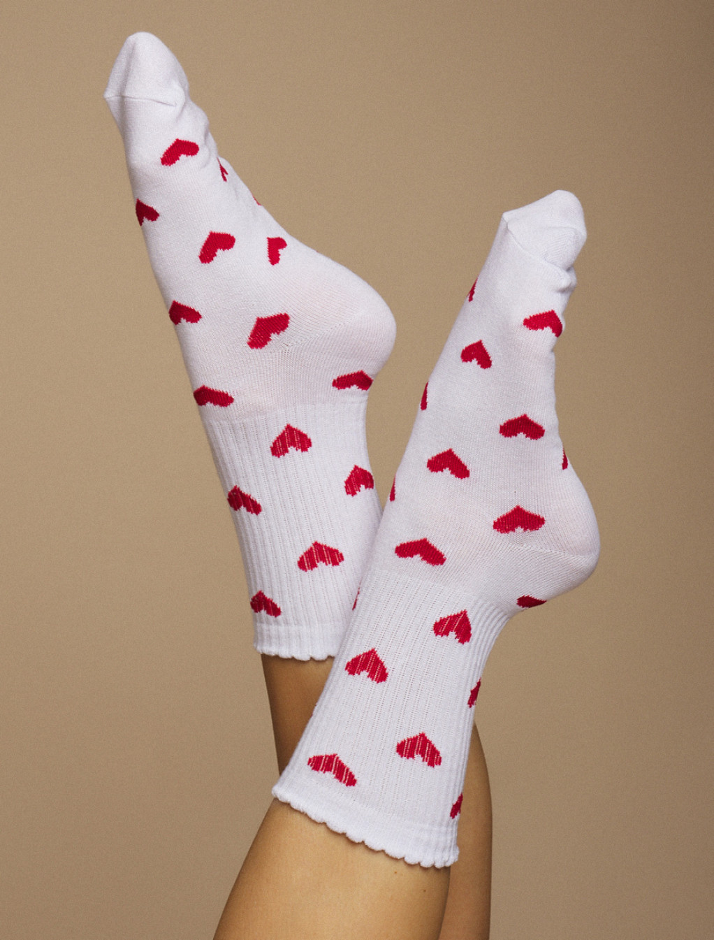 Skarpety Staff red hearts