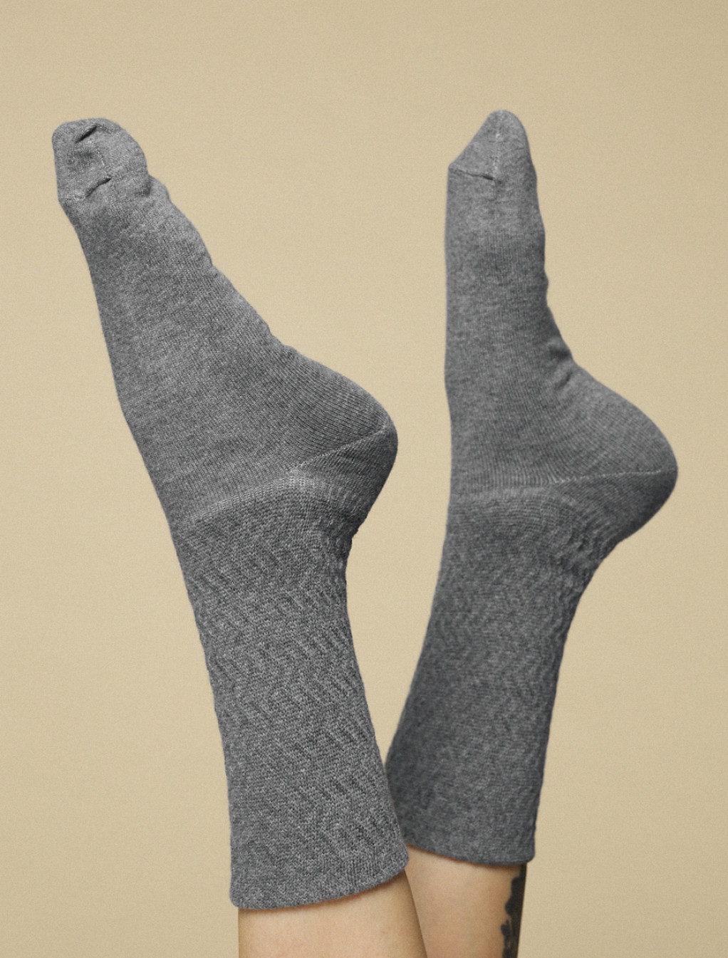 Skarpety Staff gray logo