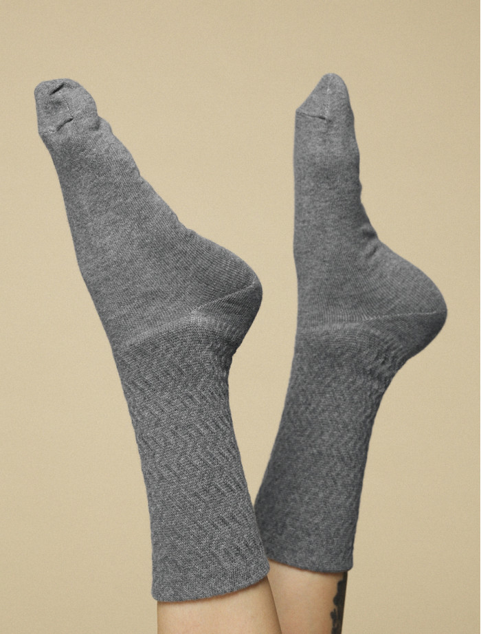 Skarpety Staff gray logo