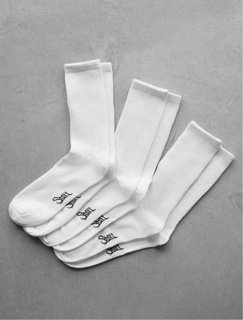 Skarpety Staff white logo (3 pary) (r.39-42)