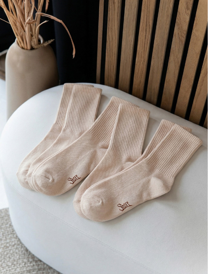 Skarpety Staff beige logo (trzy pary) (r.36-38)