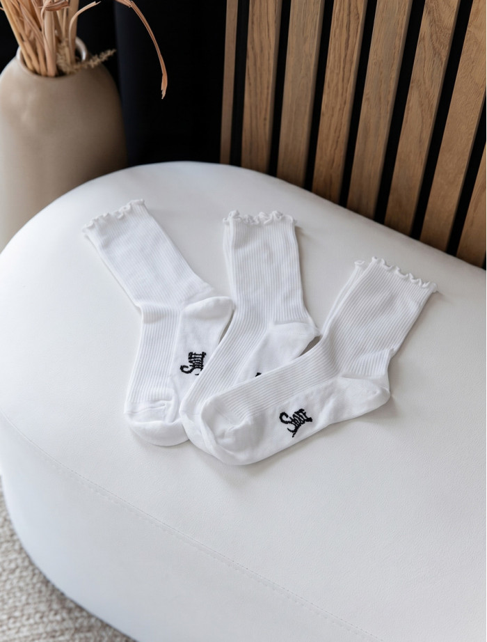 Skarpety Staff white logo (trzy pary) (r.36-40)