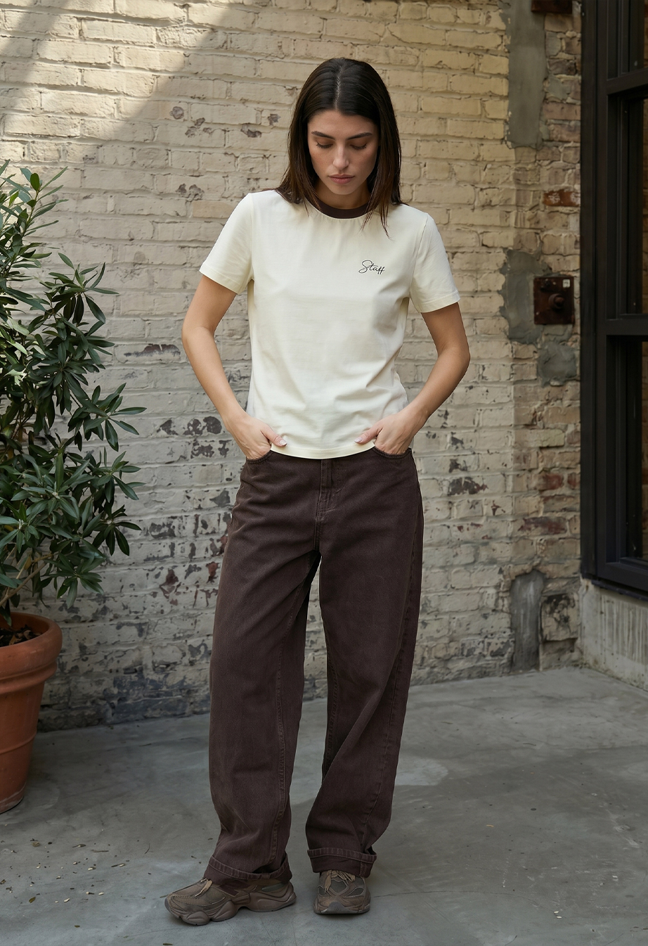 Koszulka Staff milk & brown logo