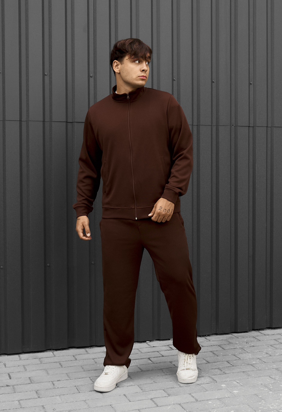 Dres Staff rubi brown