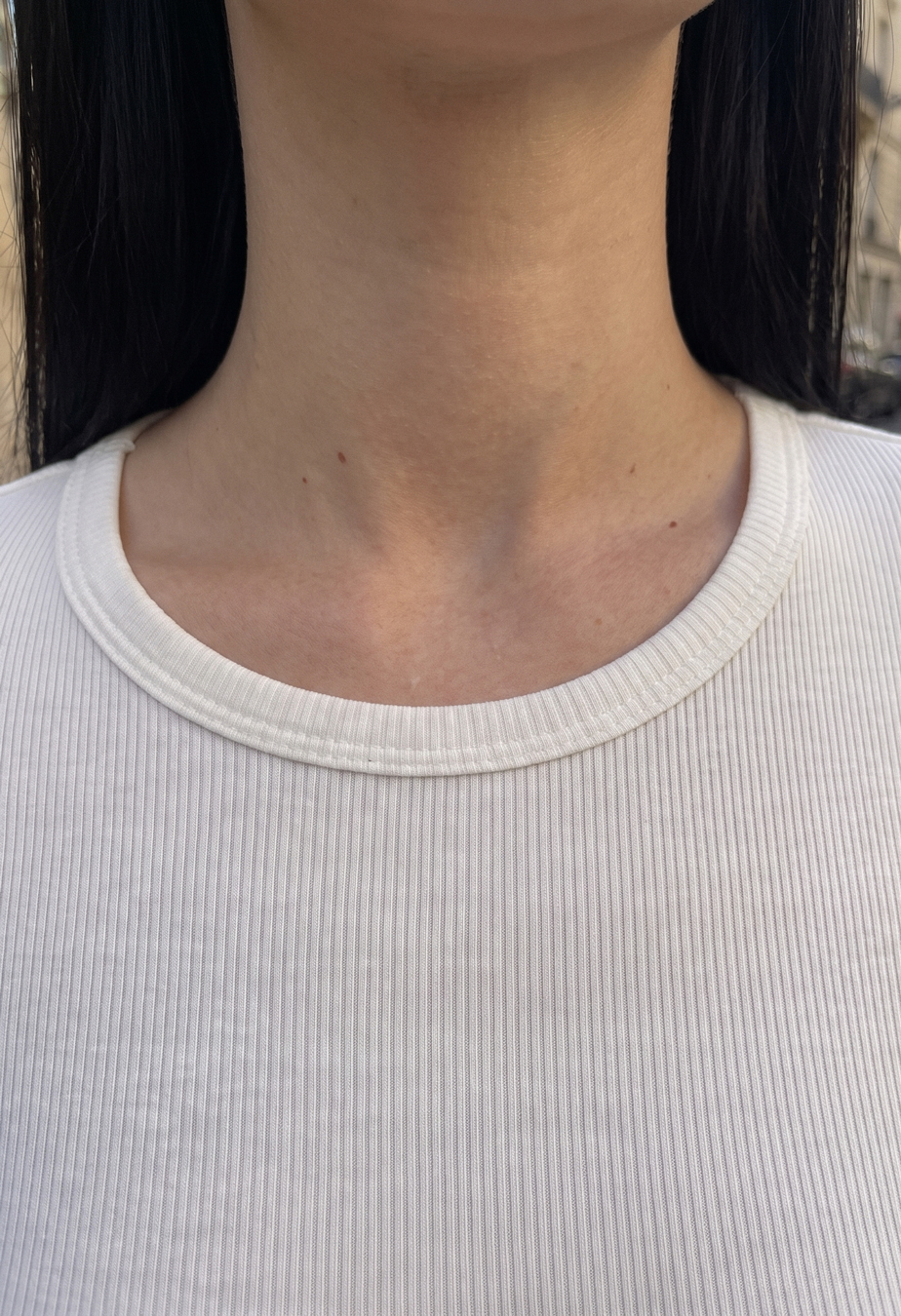 Body Staff q white