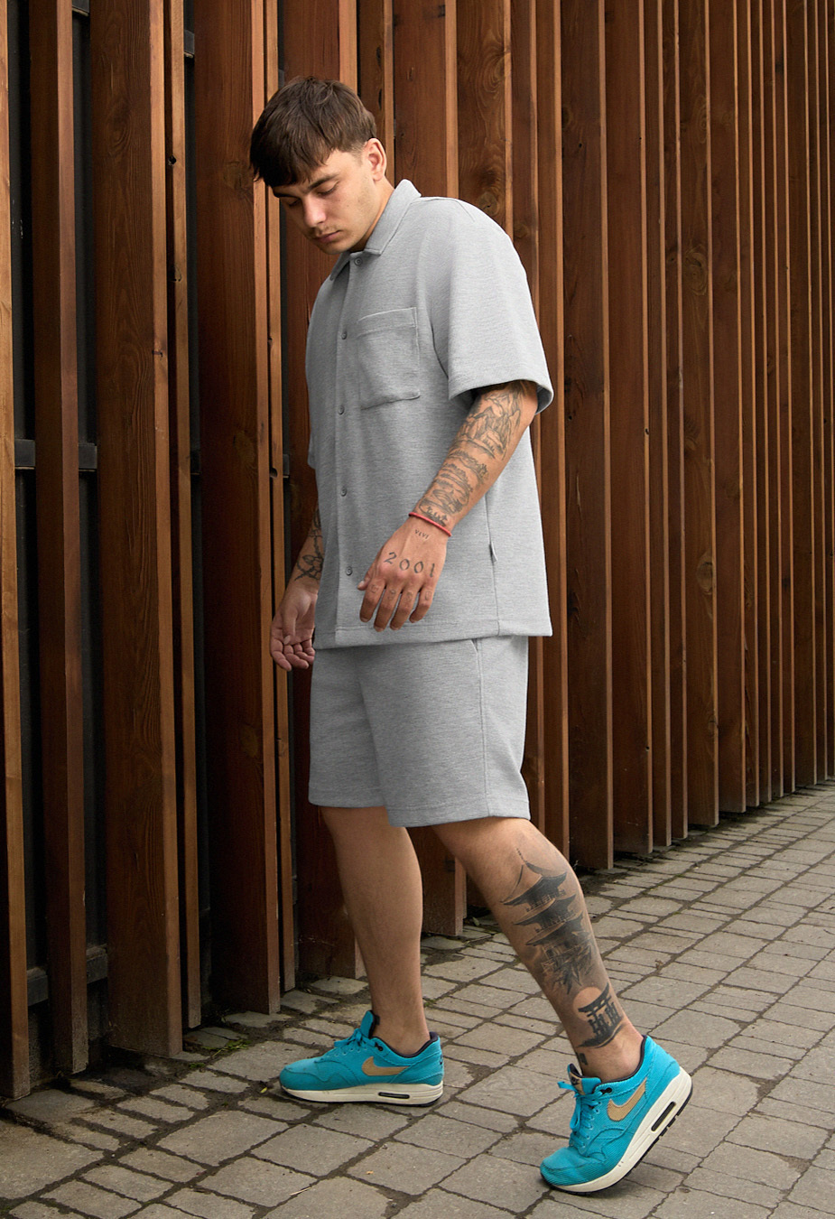 Komplet koszula + spodenki Staff en light gray