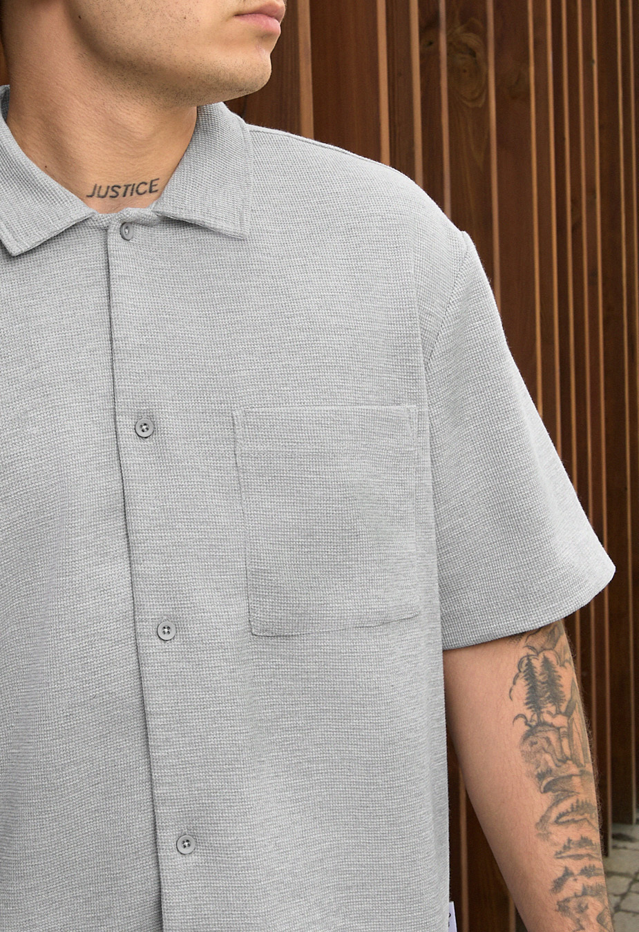 Komplet koszula + spodenki Staff en light gray