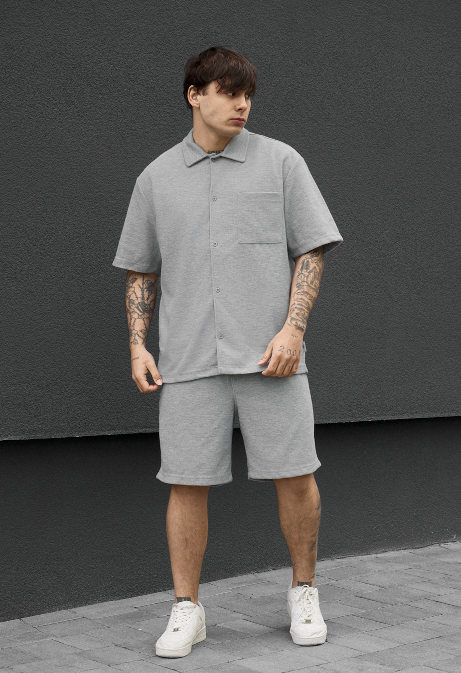 Komplet koszula + spodenki Staff en light gray
