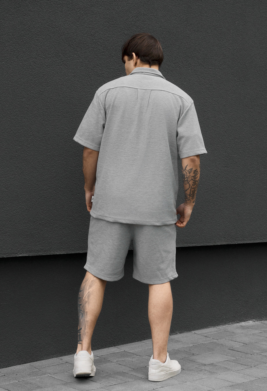 Komplet koszula + spodenki Staff en light gray
