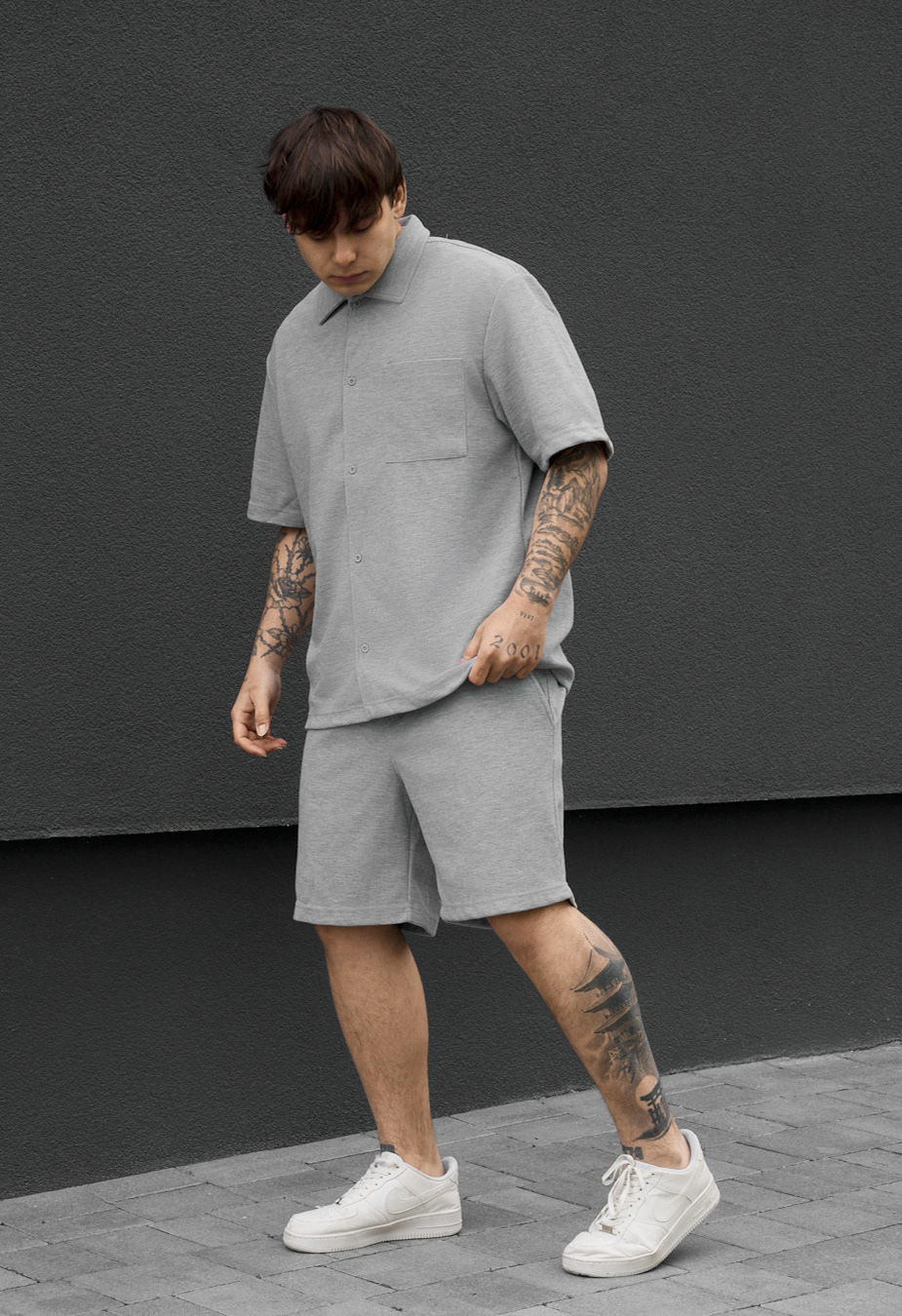 Komplet koszula + spodenki Staff en light gray