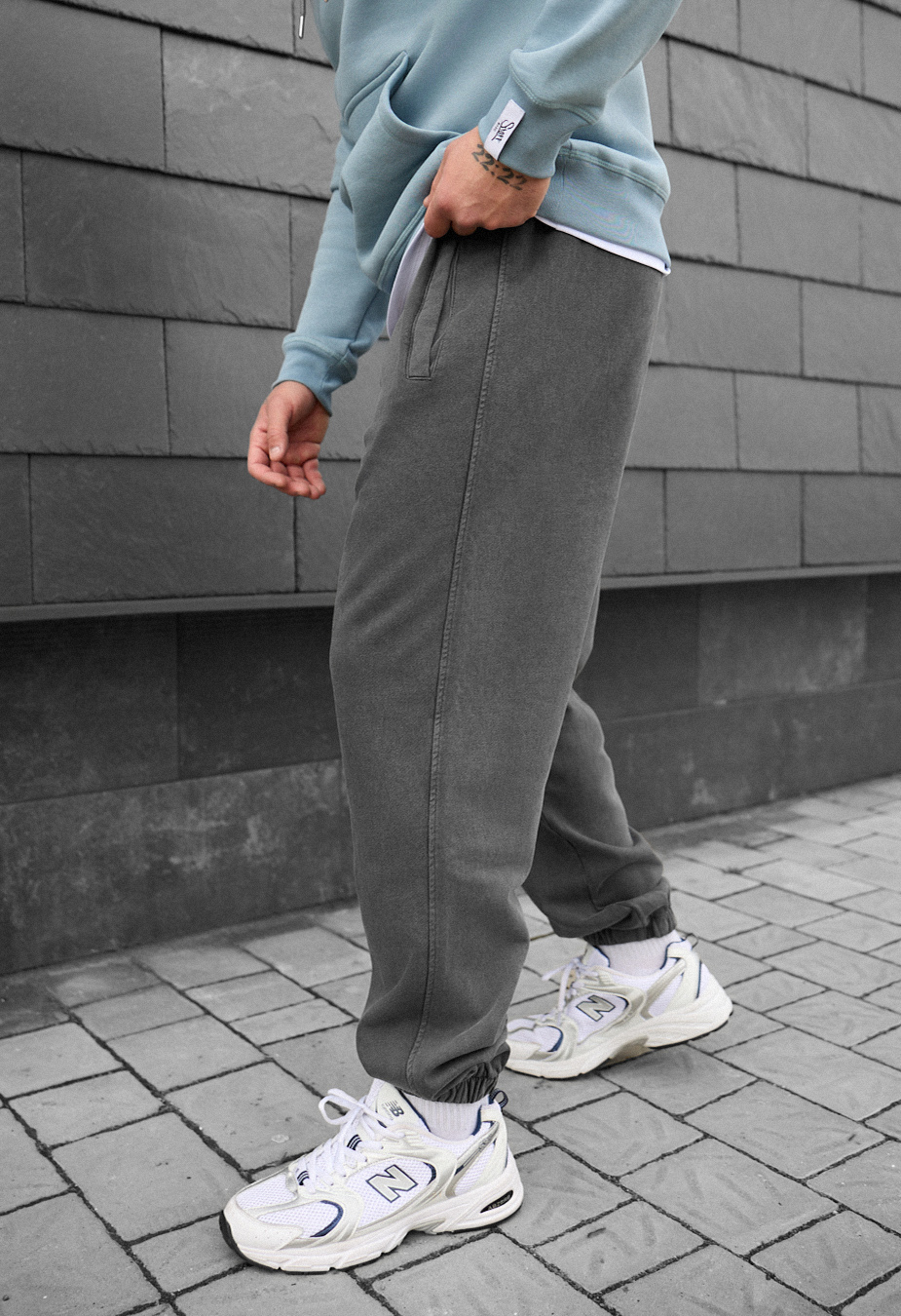 Joggery Staff dio gray oversize