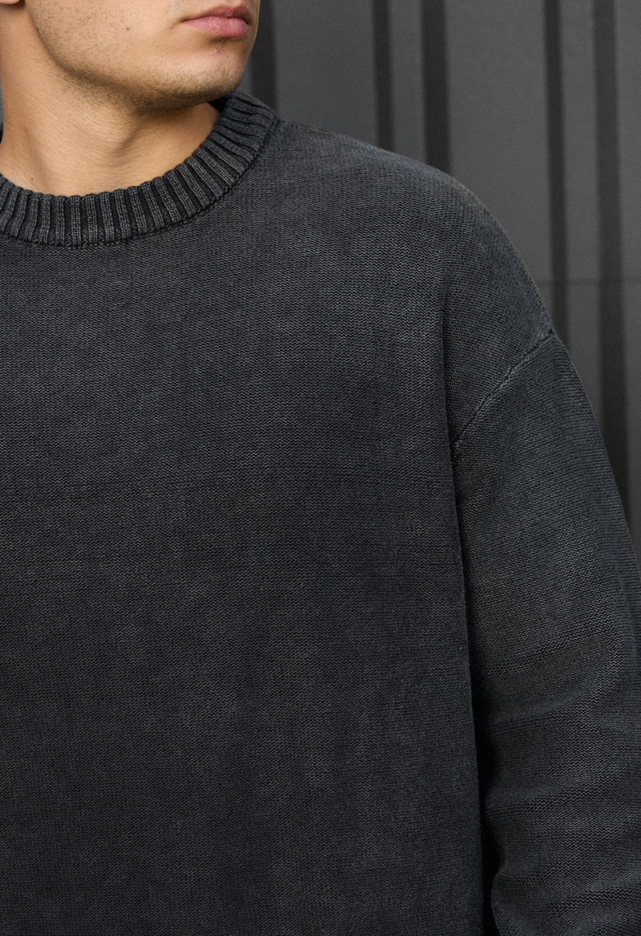 Sweter Staff 104 graphite