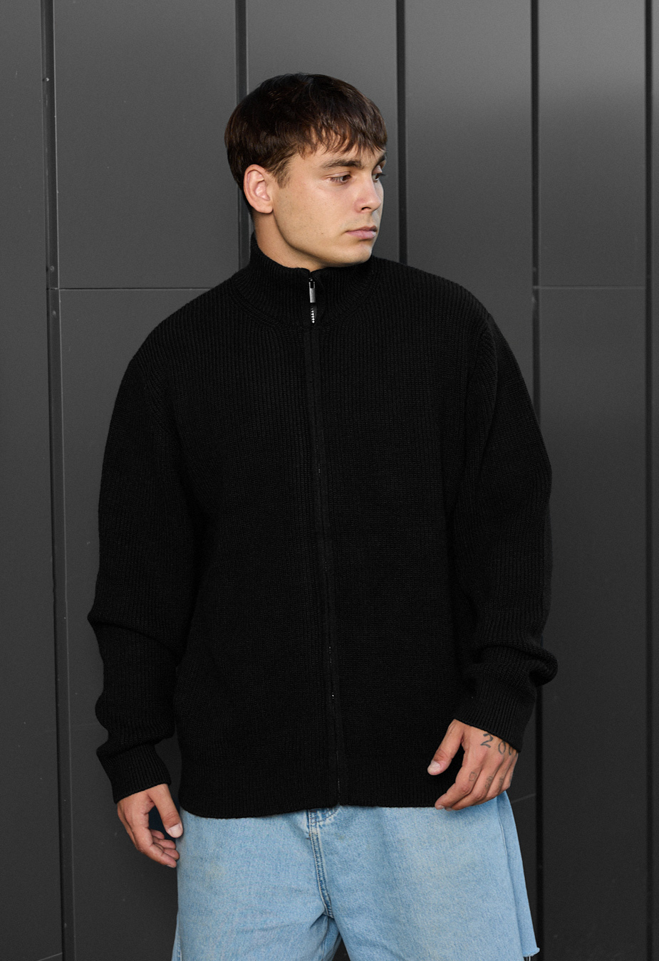 Sweter dzianinowy Staff 99 black oversize.
