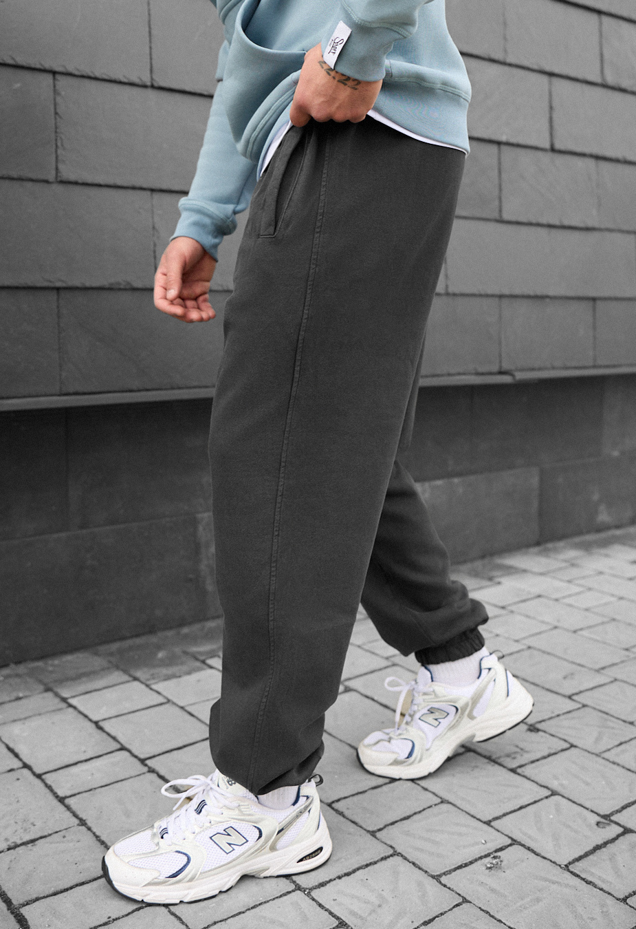 Joggery Staff dio gray2 oversize