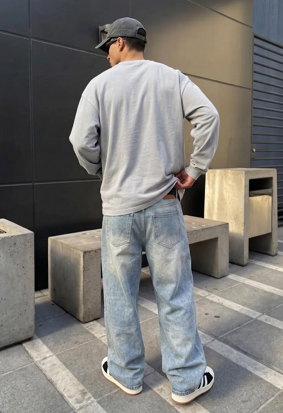 Longsleeve Staff light gray logo premium washed oversize