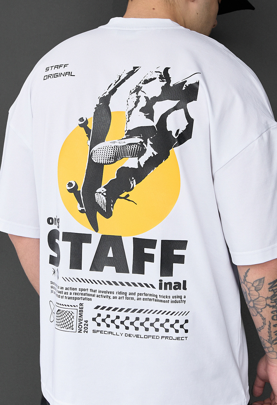 Koszulka Staff skate oversize