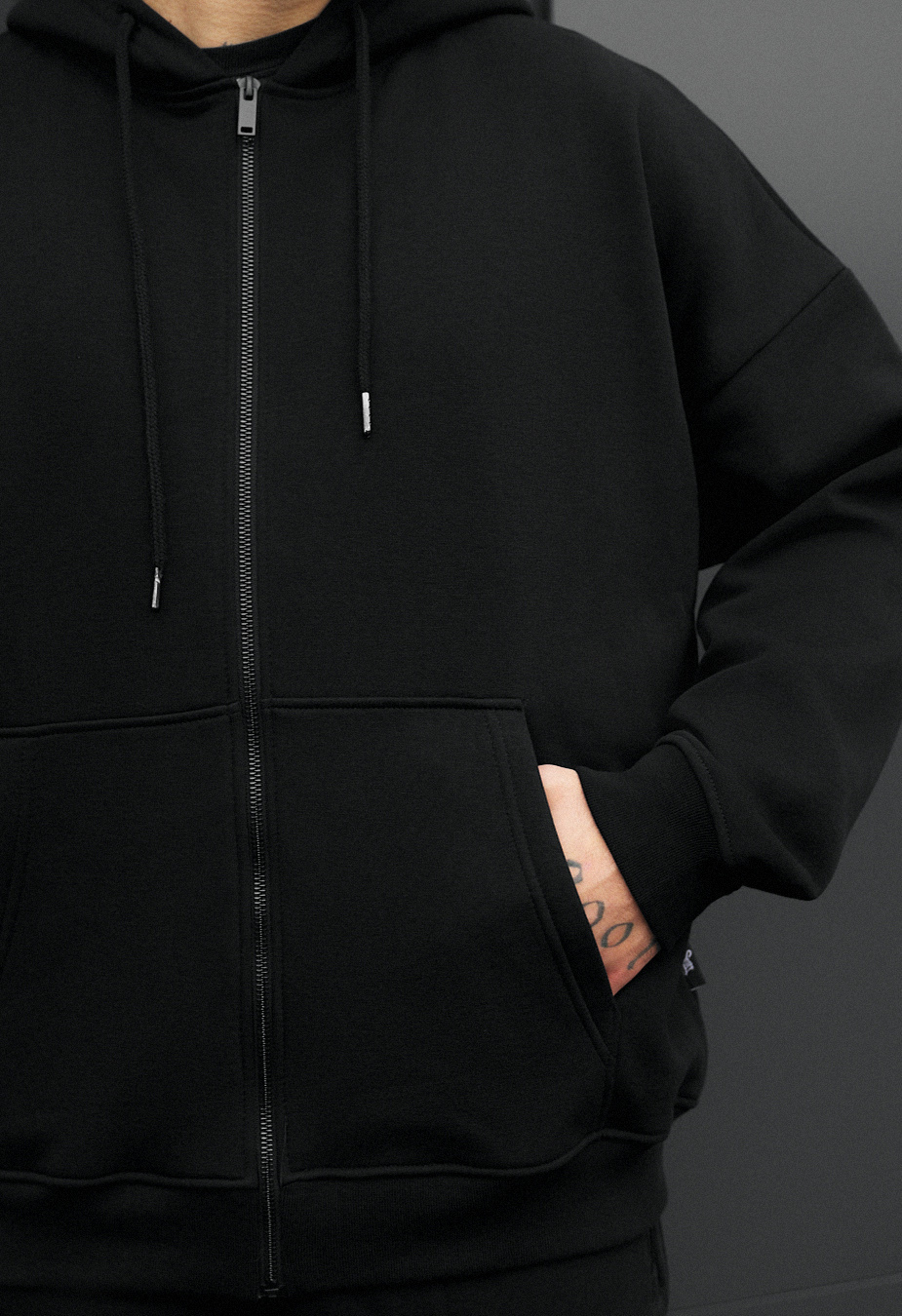 Dres Staff wit zip black oversize fleece