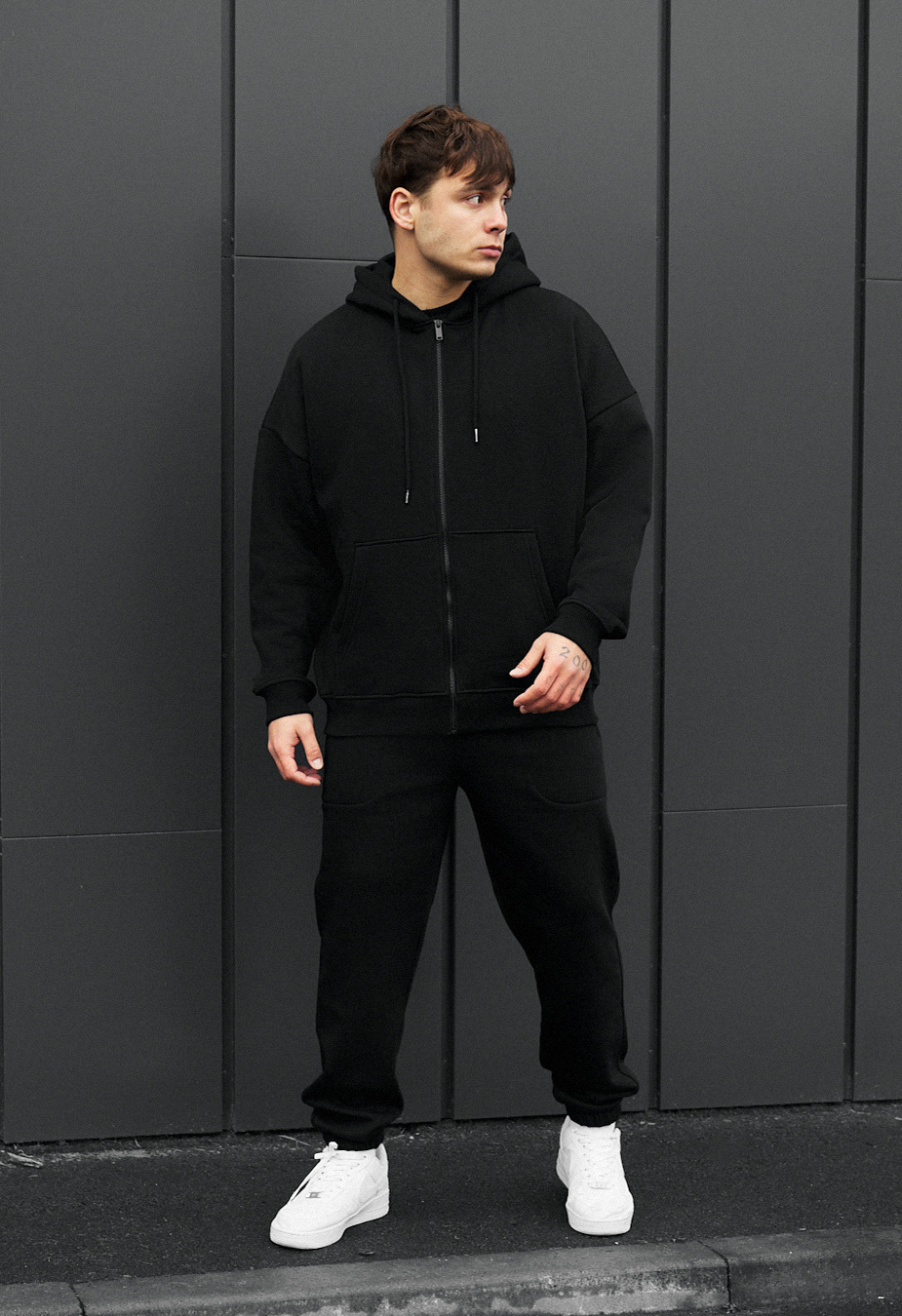 Dres Staff wit zip black oversize fleece