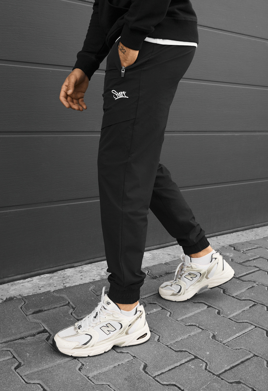 Joggery Staff spandex di black