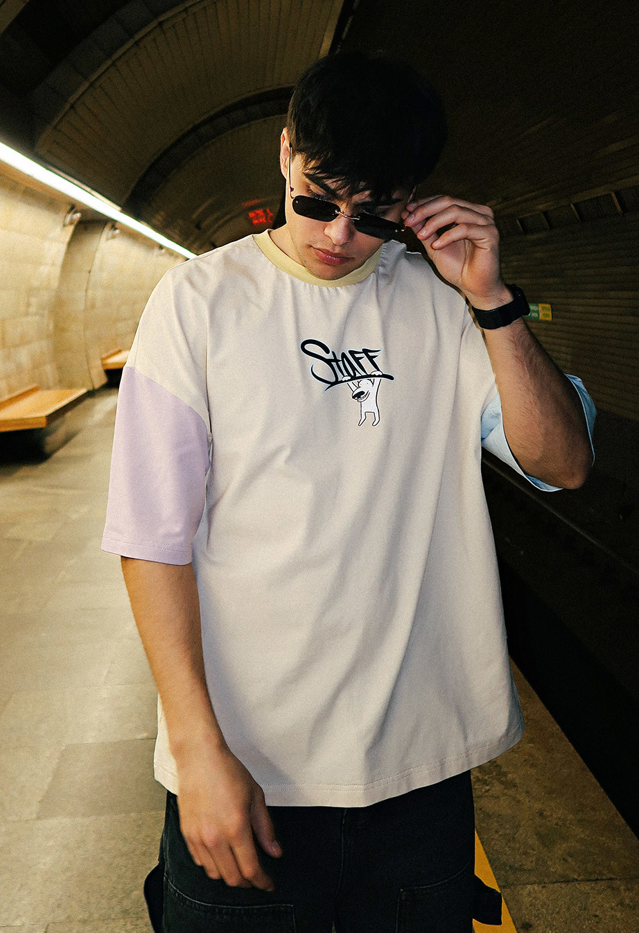 Koszulka Staff x White Dog logo oversize