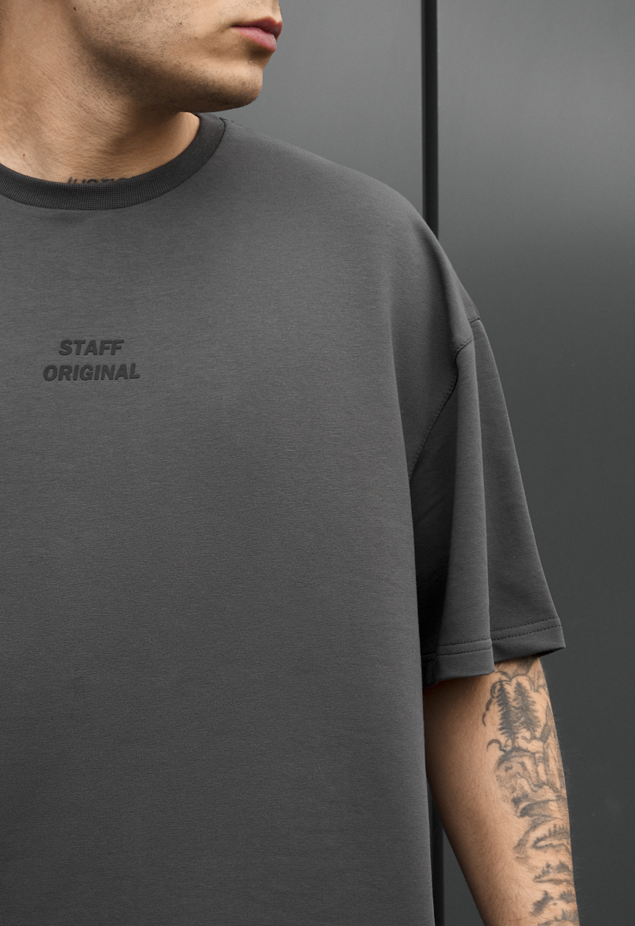Komplet koszulka + spodenki Staff no dark gray oversize