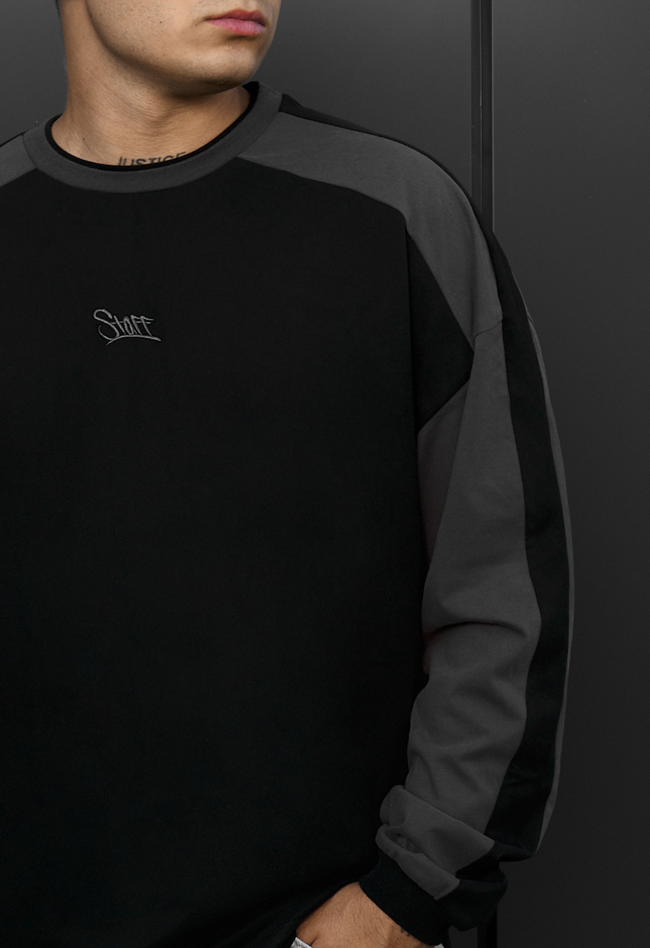 Longsleeve Staff black & dark gray logo oversize