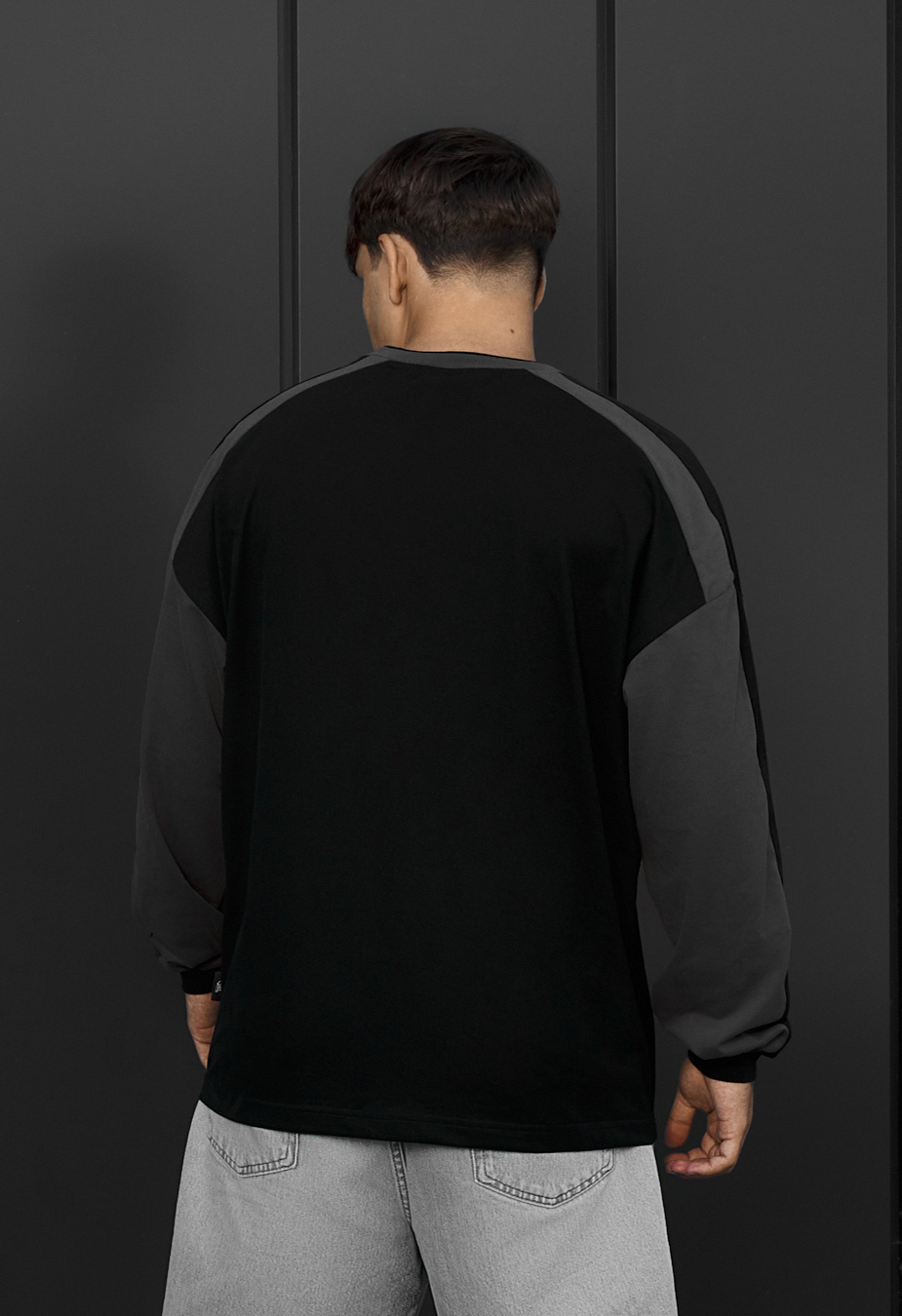 Longsleeve Staff black & dark gray logo oversize