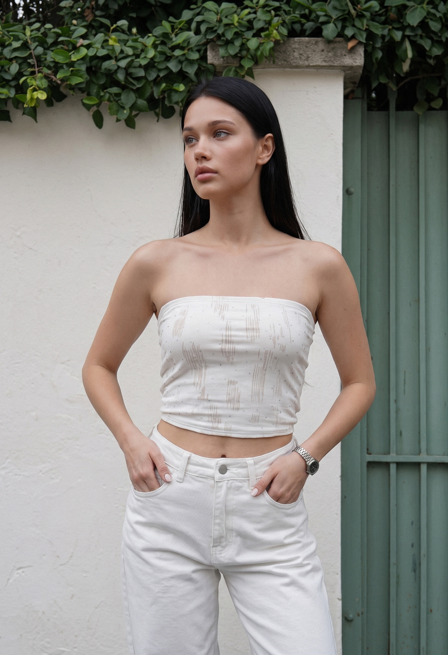 Top damski z ozdobnymi kamieniami Staff sp white