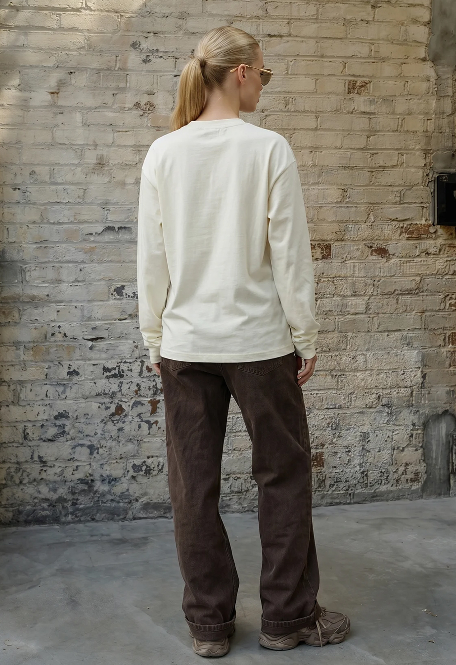 Longsleeve Staff pol milk oversize