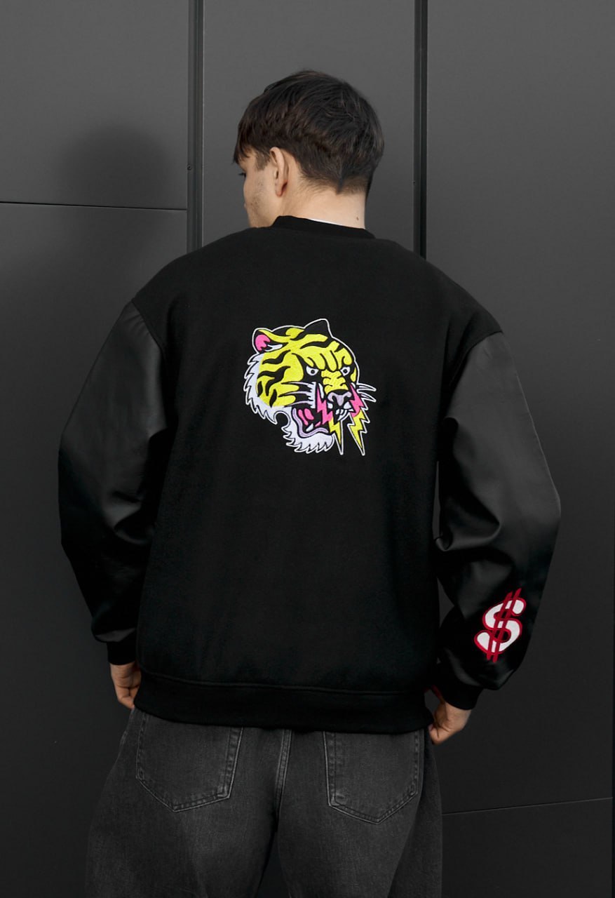 Bomber Staff x Husll tiger