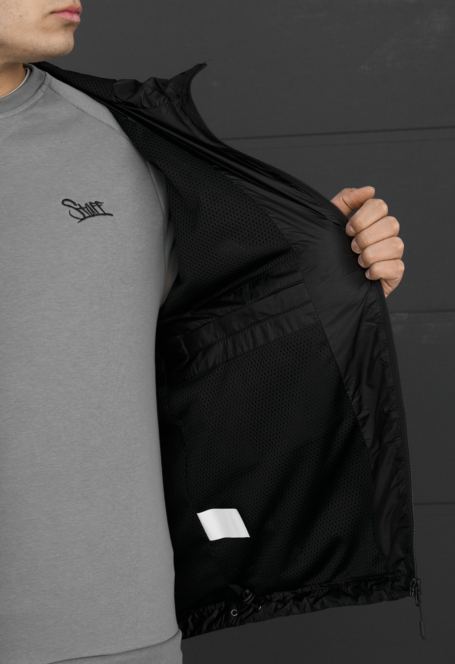 Wiatrówka Staff koda black