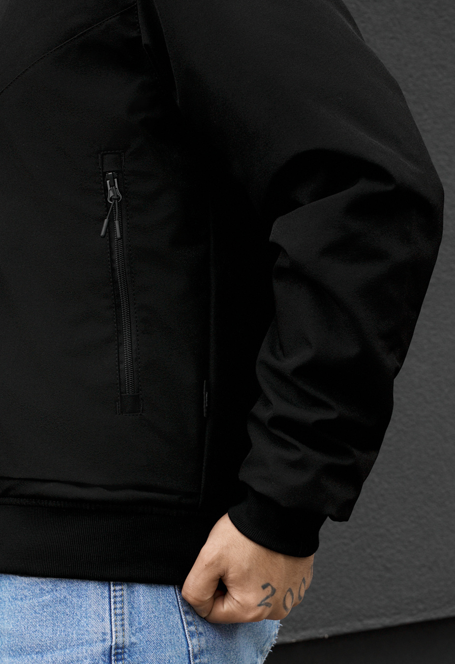 Bomber Staff se black