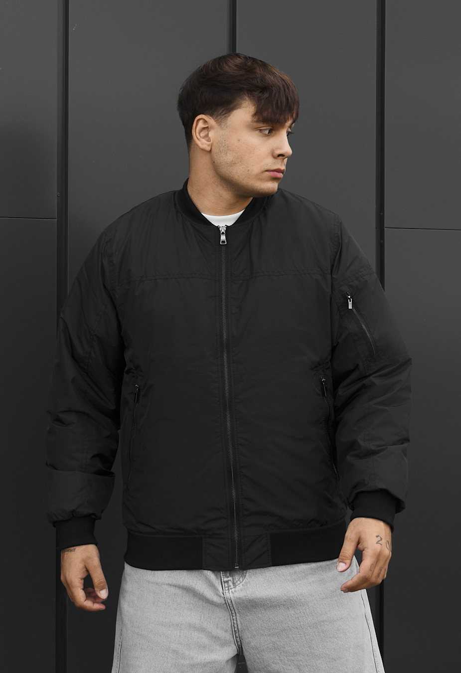 Bomber Staff ye black