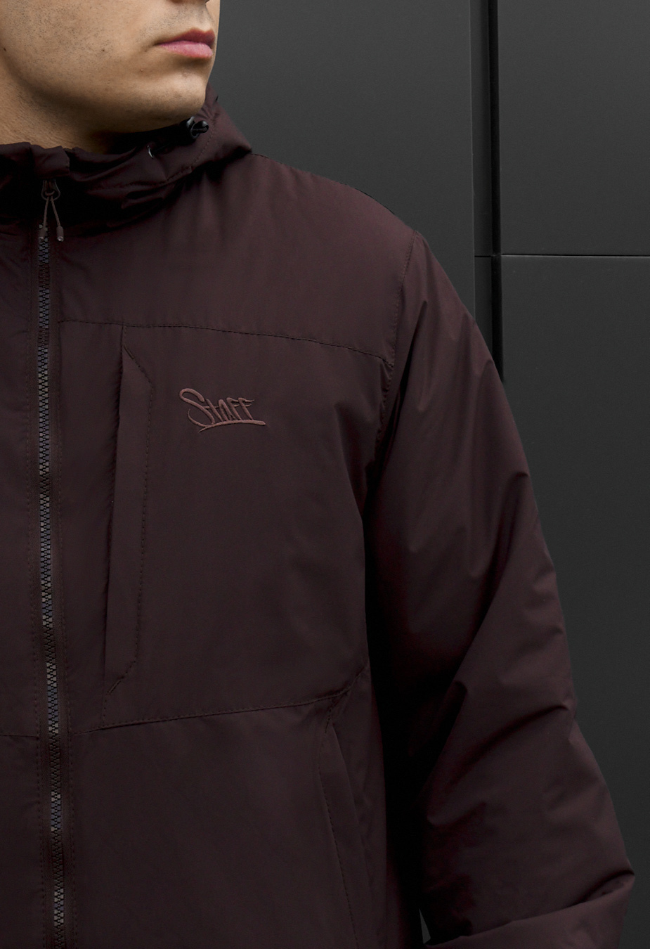 Kurtka Staff chap logo dark bordo
