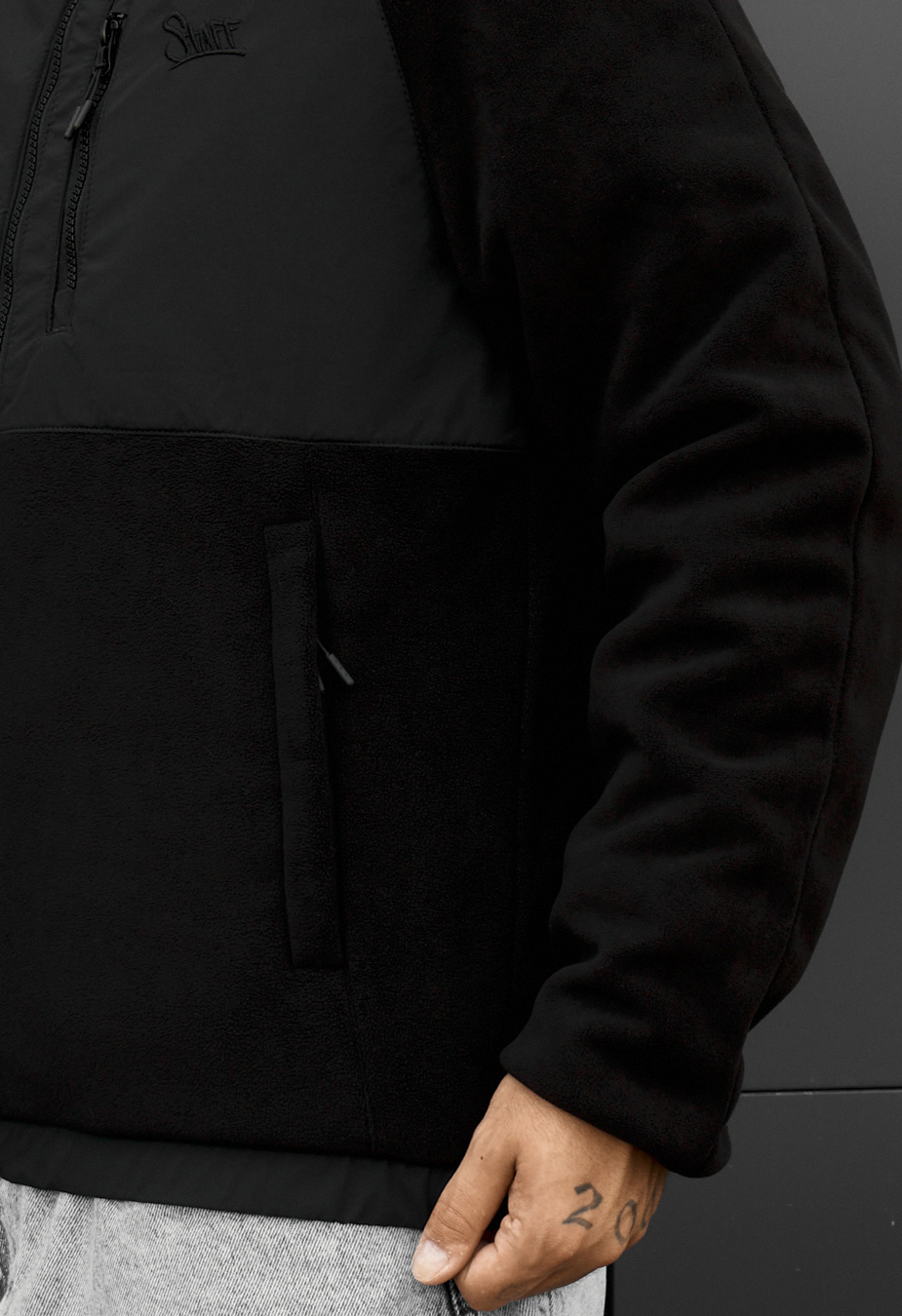 Kurtka Staff so logo black