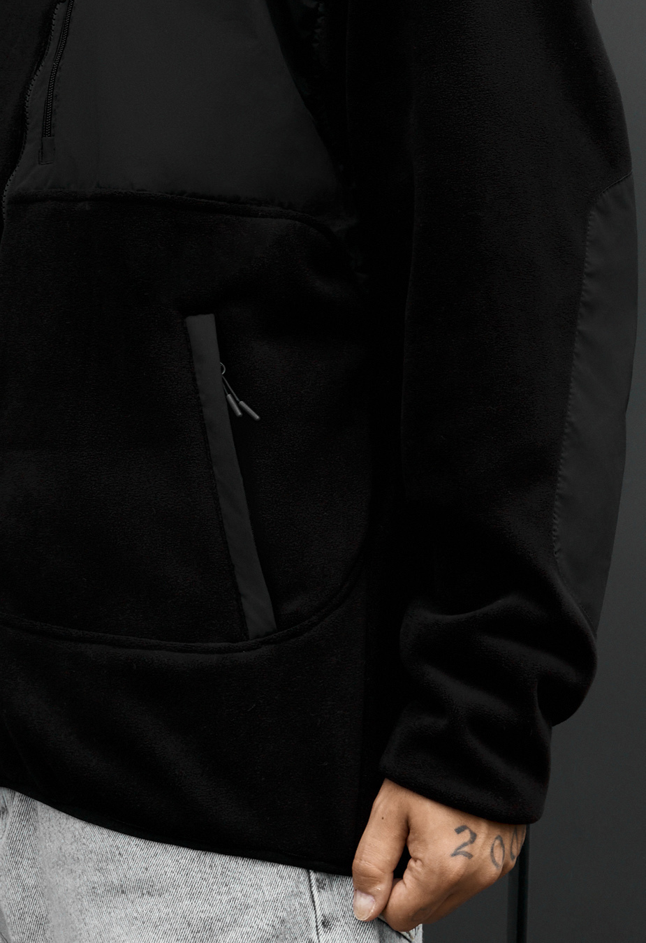 Kurtka Staff ka logo black
