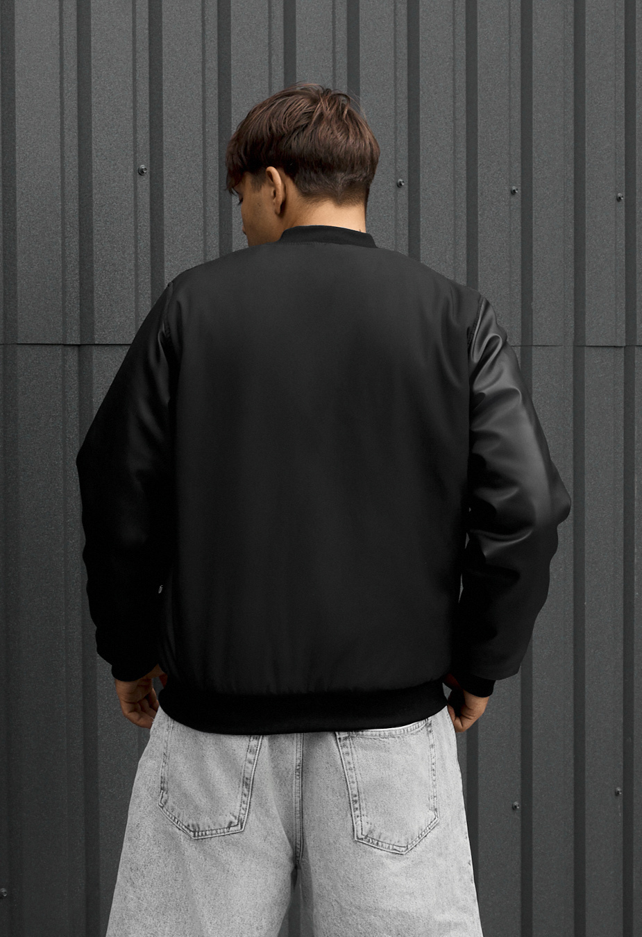 Bomber Staff fly black