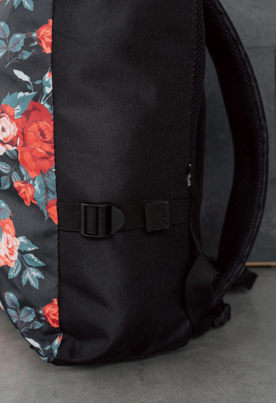 Plecak Staff roll 22L roses