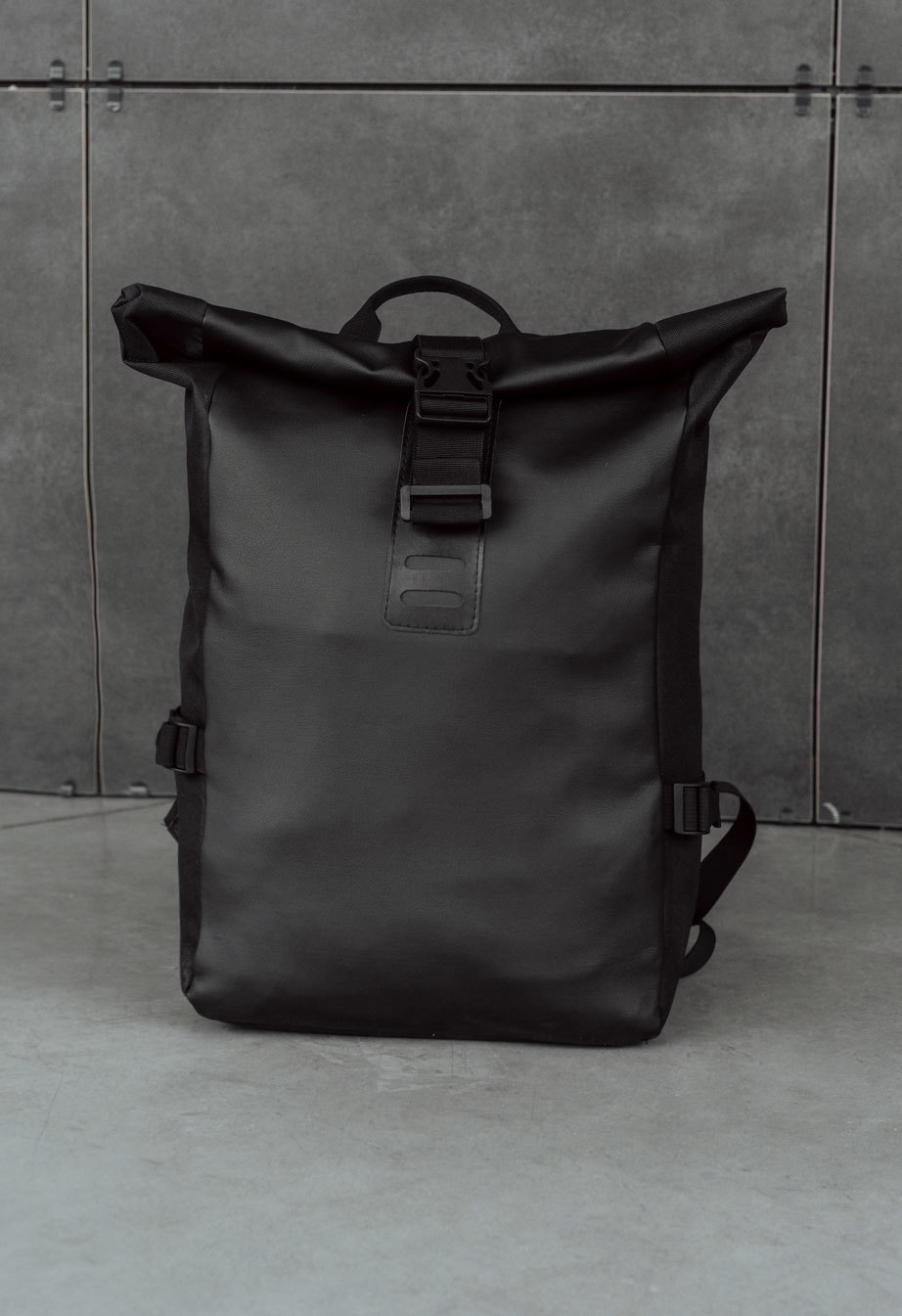 Plecak Staff roll 25L black