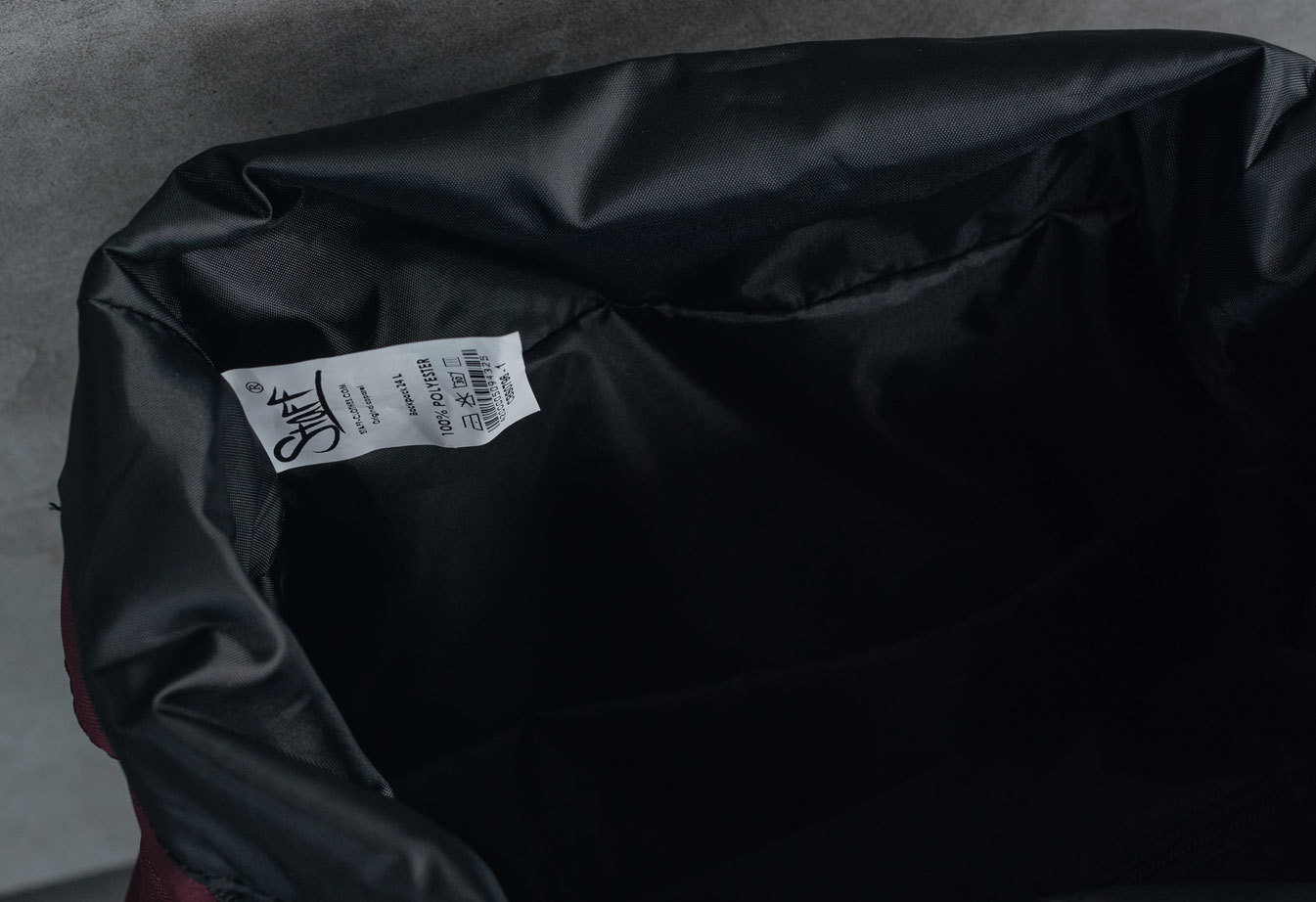 Plecak Staff rolltop 22L black & bordo