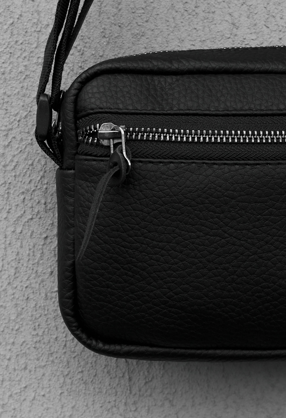 Torba na ramię Staff rd black